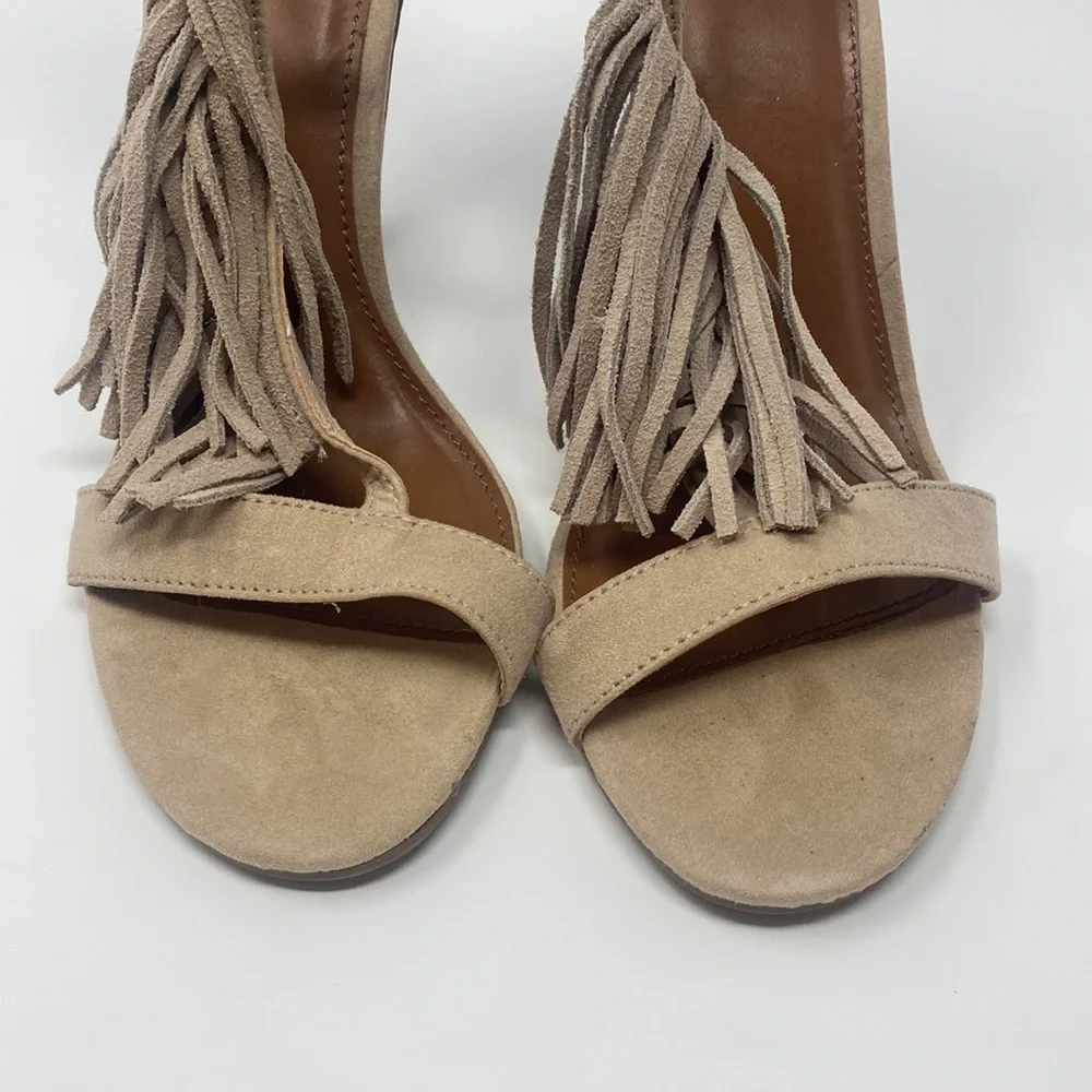Steve Madden SM Tan Suede Fringe Heel Sandals Size 8.5 Excellent Condition